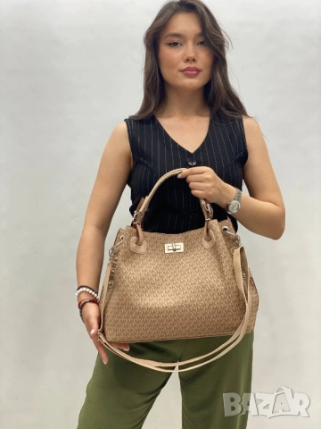 чанти michael kors , снимка 10 - Чанти - 51447671