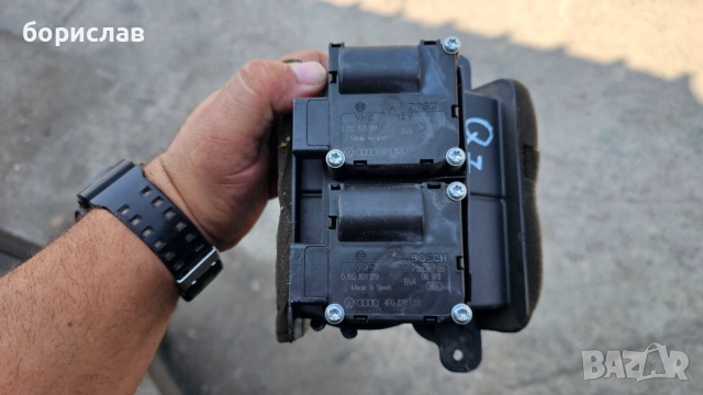 Моторче клапи парно за Audi Q7 , снимка 2 - Части - 51968440