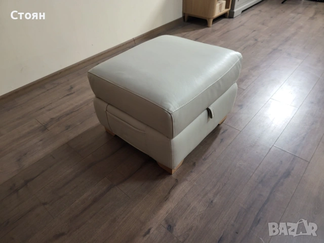 Светло кремава кожена табуретка с функция ракла, снимка 8 - Дивани и мека мебел - 53692513