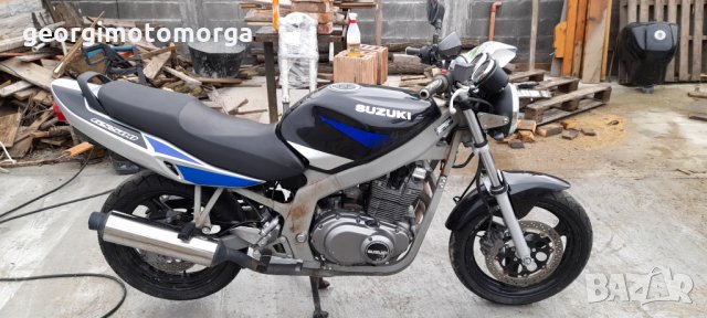 Само на части Suzuki gs 500, снимка 1 - Мотоциклети и мототехника - 34795348