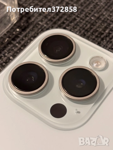 iPhone 15 Pro 256GB White titanium без забележка, със зарядно и калъф, снимка 4 - Apple iPhone - 52718788