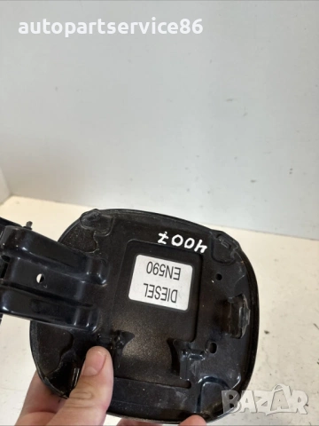 Капак на вратичката за пълнене на резервоара черен за Peugeot 4007 2.2 HDI (2009), снимка 2 - Части - 53647664