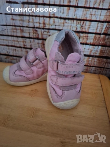 обувки Biomecanics + подарък боти, снимка 4 - Детски обувки - 53467117