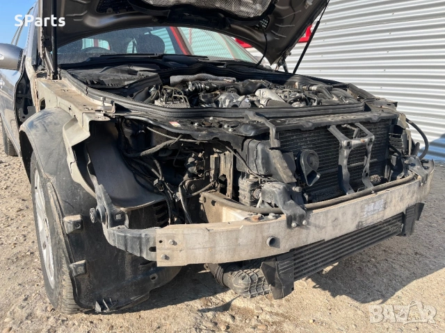 Челен удар Mercedes w211 , снимка 4 - Части - 53694911