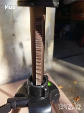 Hama тройно сгъваем алуминиев статив тринога., снимка 7 - Чанти, стативи, аксесоари - 47931485