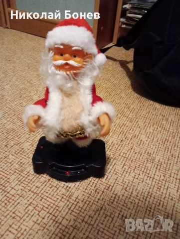 Пеещ и светещ дядо Коледа , снимка 1