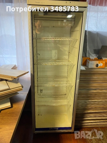 Хладилна витрина