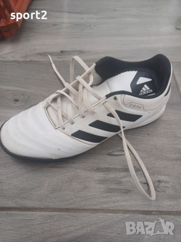 Оригинални маратонки Adidas Адидас , снимка 2 - Маратонки - 52567841