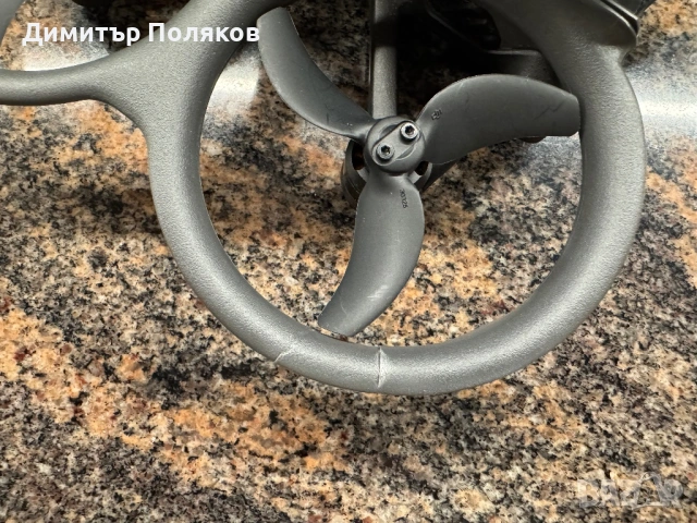 DJI Avata 2 Fly More Combo – Пълен комплект с 3 батерии и 2 контролера, снимка 11 - Дронове и аксесоари - 53850690