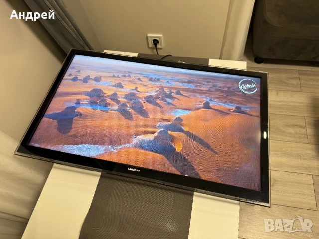 Samsung телевизор 32 инча Smart TV