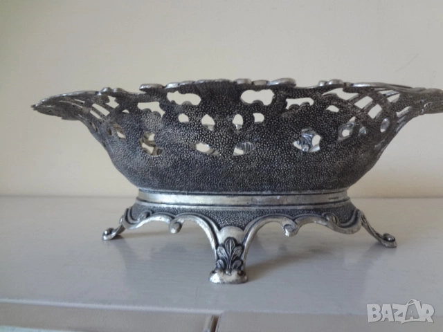 Орнаментална сребриста купа от Виена, снимка 3 - Антикварни и старинни предмети - 53528299