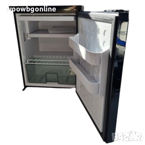 12/24V Компресорен мини хладилник Alpicool 65L, снимка 2 - Къмпинг мебели - 41187556
