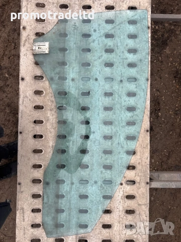 Предно дясно стъкло Мерцедес ЦЛК Mercedes CLK W209 clk220 clk270 clk320 clk280