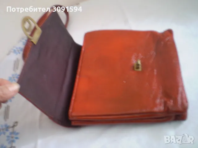 Винтидж стил на 80-те червена чанта с горна дръжка, снимка 8 - Други ценни предмети - 50201485