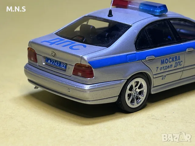 BMW E39 1/43 Мащаб , снимка 5 - Колекции - 56272832