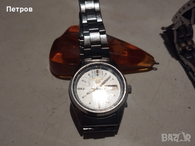 Дамски часовници , снимка 3 - Дамски - 52864119