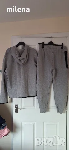 Nike  tech fleece оригинален екип М/Л, снимка 3 - Спортни дрехи, екипи - 55841108