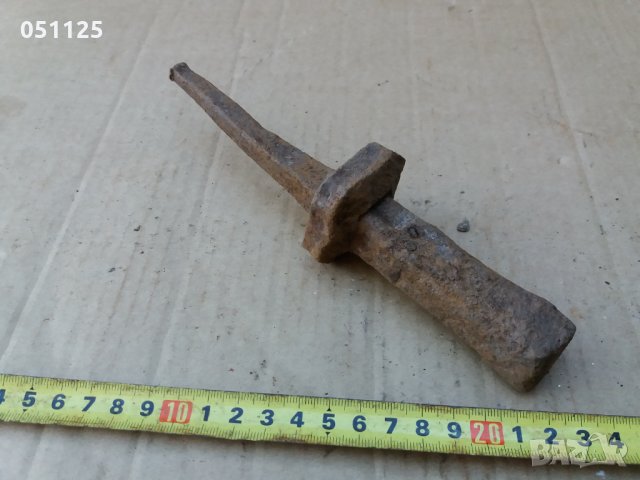 възрожденска подвижна наковалня за кепане на коси , снимка 2 - Антикварни и старинни предмети - 35908000