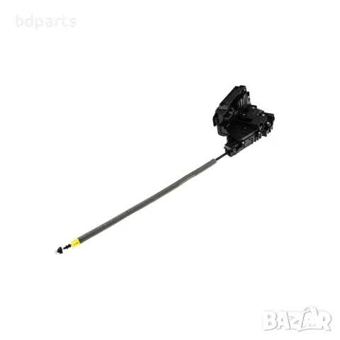 Брава за предна дясна врата, Mercedes-Benz W205, W213, W222, снимка 1 - Части - 56143813