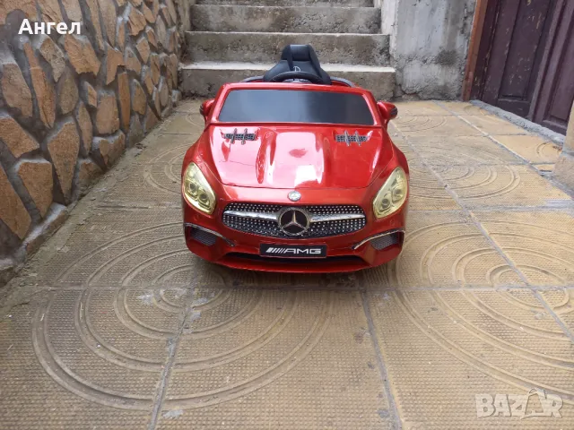 Детска електрическа количка.