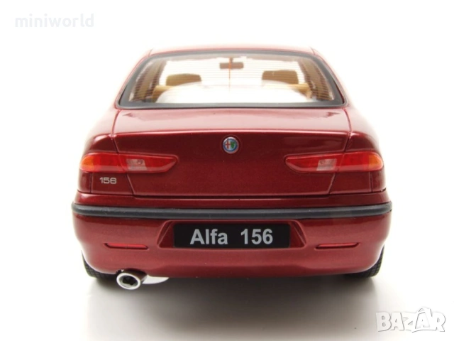 Alfa Romeo 156 1998 - мащаб 1:18 на Triple9 моделът е нов в кутия, снимка 7 - Колекции - 53561024