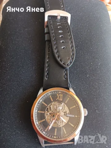 Продавам часовник Fossil за части 