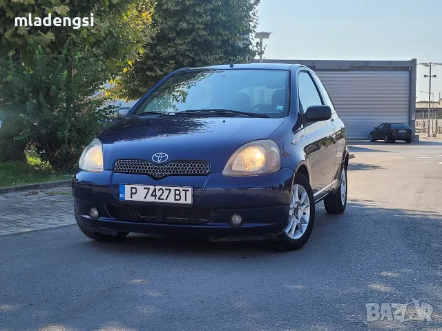 Toyota Yaris 1.3 VVT-i *КЛИМАТИК*, снимка 4 - Автомобили и джипове - 55770872
