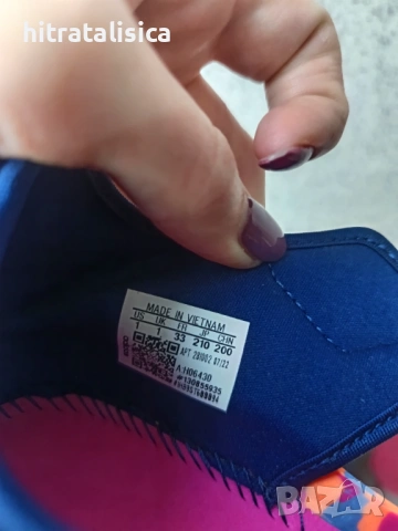 Детски обувки Adidas 33номер, снимка 2 - Детски маратонки - 53409770