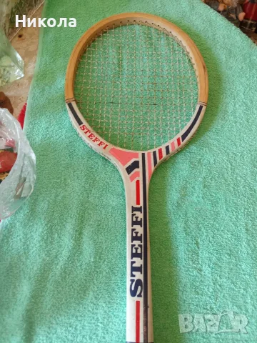 Стара дървена тенис ракета Steffi