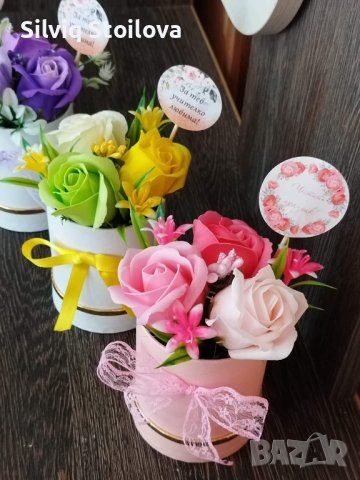 🌿НОВИ🌿 свежи бюджетни предложения със три броя сапунени цветя за любимата учителка☘️🌷🌼💐, снимка 7 - Подаръци за жени - 41998664