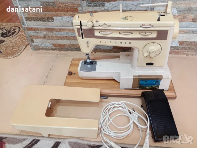 Продавам 2 бр. полски шевни машини ,,Лучник,,, снимка 7 - Шевни машини - 56086927