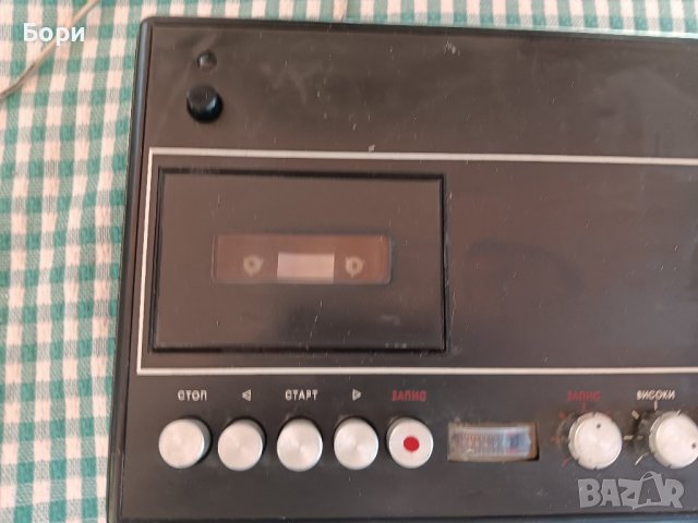 КОМ СТЕРЕО 1977г МК 112 Б Касетофон, снимка 4 - Радиокасетофони, транзистори - 42600853