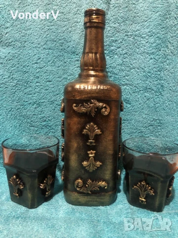 Комплекти за подарък Бутилка с чаши Картини за дома Ръчна изработка Повод Рожден ден Юбилей, снимка 5 - Сервизи - 49539640