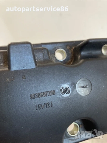 Капак на клапани за Peugeot 307 16V, 2.0 (2006) 9638897280 , снимка 3 - Части - 53620628