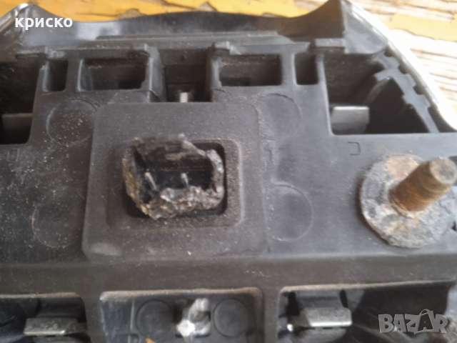 лайсна багажник опел инсигния, снимка 4 - Части - 49415169