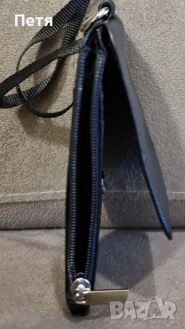 Калъфче за носене на документи за врата, снимка 3 - Портфейли, портмонета - 41304623