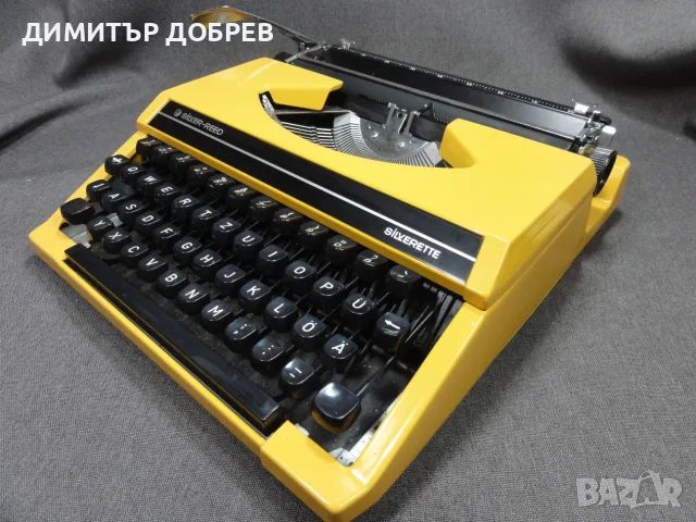 СТАРА РЕТРО ПОРТАТИВНА ПИШЕЩА МАШИНА SILVER-REED SILVERETTE QWERTZ JAPAN, снимка 4 - Антикварни и старинни предмети - 55779874