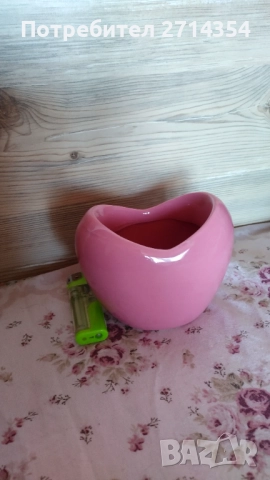 Гланцова керамична ваза сърце , снимка 4 - Вази - 52221652