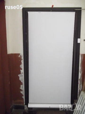 Екран ръчен за проектор за стена ( 2000 мм - 840 мм )