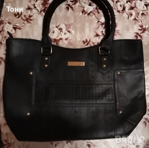 Нова Дамска Чанта Изцяло от Естествена Кожа 