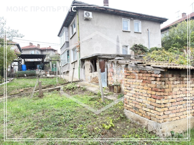 Обзаведен първи етаж от къща със собствен вход в гр. Дряново, обл. Габрово., снимка 10 - Етаж от къща - 52060156