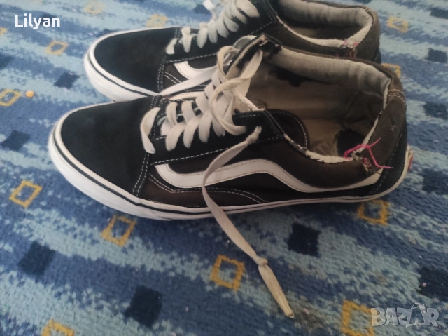 Открийте вечната класика от Vans! Перфектен избор за любителите на уличната мода, . Unisex, снимка 3 - Кецове - 52803830