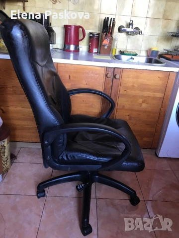 стол кожен с облегалки за ръцете и регулируема височина на седалката, снимка 2 - Столове - 53857165