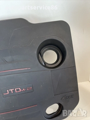 Капак на двигателя за Alfa Romeo Giulietta 1.6 M-Jet (2015) – 55261368, снимка 3 - Части - 53211802