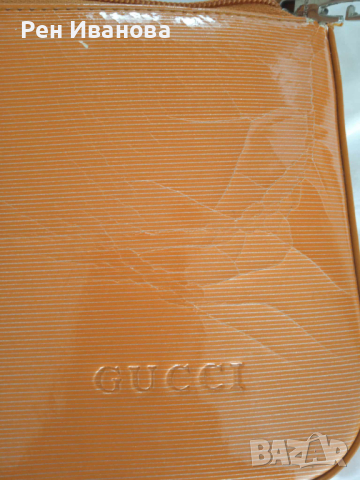 Продавам чанта Gucci със забележки, снимка 3 - Чанти - 44700462