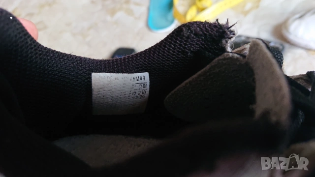 Детски футболни обувки стоножки Адидас номер 35, снимка 6 - Детски маратонки - 53498429