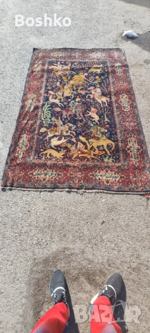 Античен килим...