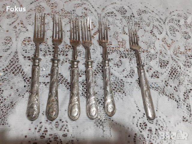 Стари антикварни посребрени вилици 5 + 1