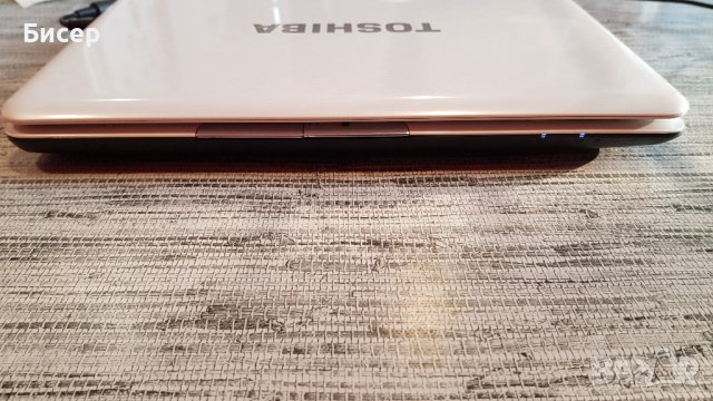 Лаптоп Toshiba Satellite L735, снимка 9 - Лаптопи за дома - 41789053