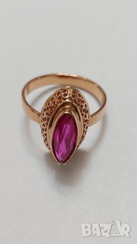 Руски златен пръстен с рубин